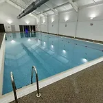 Montys Maison - Part Of The The Bay Filey Village With Pool, Gym And Direct Access, Pub, Restaurant, Tennis And Meadows Walks