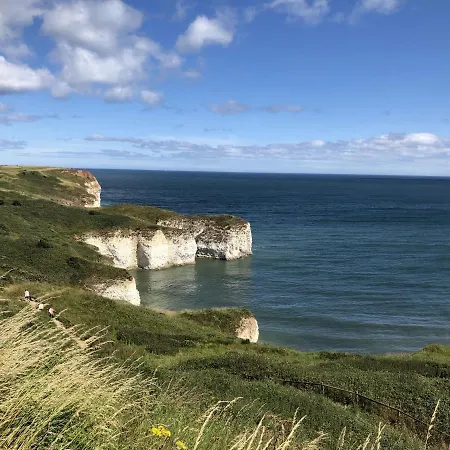 Montys Maison - Part Of The The Bay Filey Holiday Village With Pool, Gym And Direct Beach Access, Pub, Restaurant, Tennis And Meadows Walks Reighton
